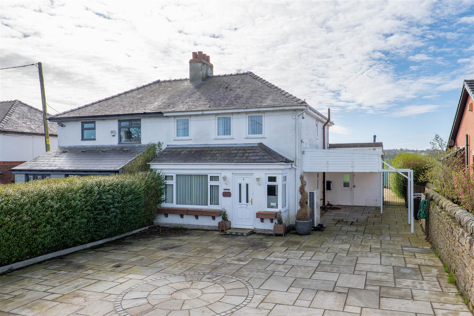 2 bed property in Riley Green, Preston